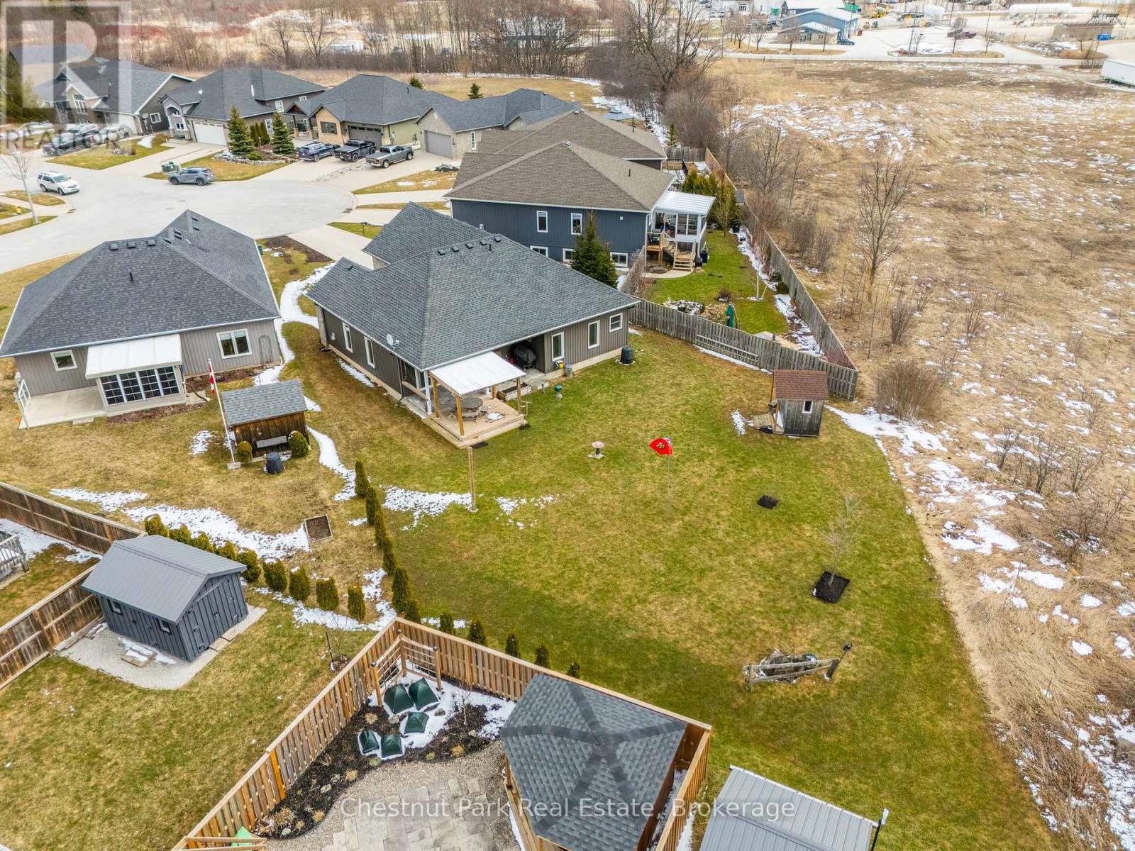 941 23rd St 'a' East, Owen Sound, Ontario  N4K 0B2 - Photo 2 - X12077970