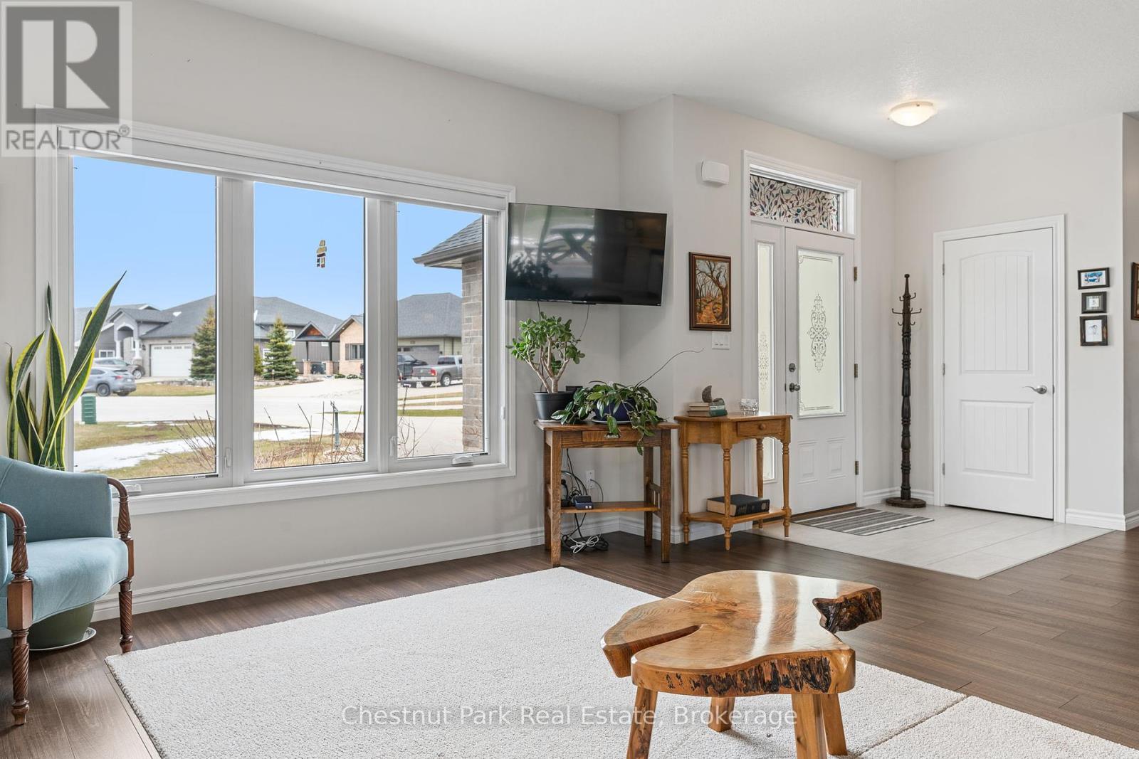 941 23rd St 'a' East, Owen Sound, Ontario  N4K 0B2 - Photo 9 - X12077970
