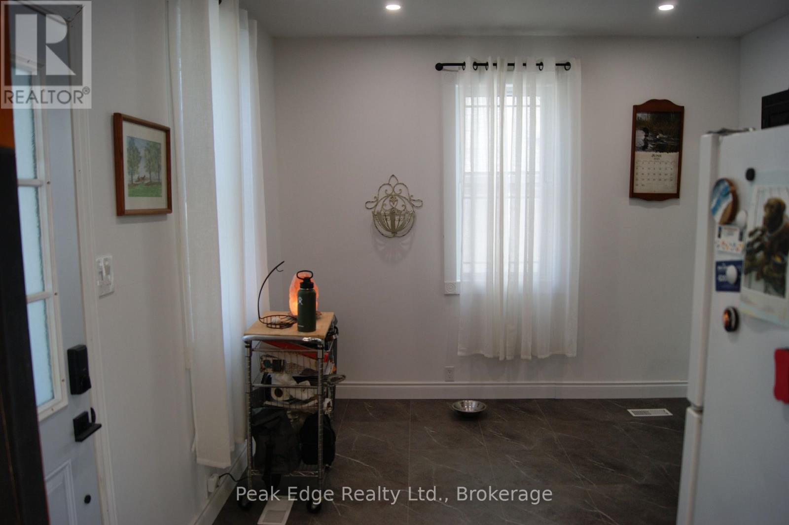 86 Sixth Street, Midland, Ontario  L4R 3X2 - Photo 17 - S12190817