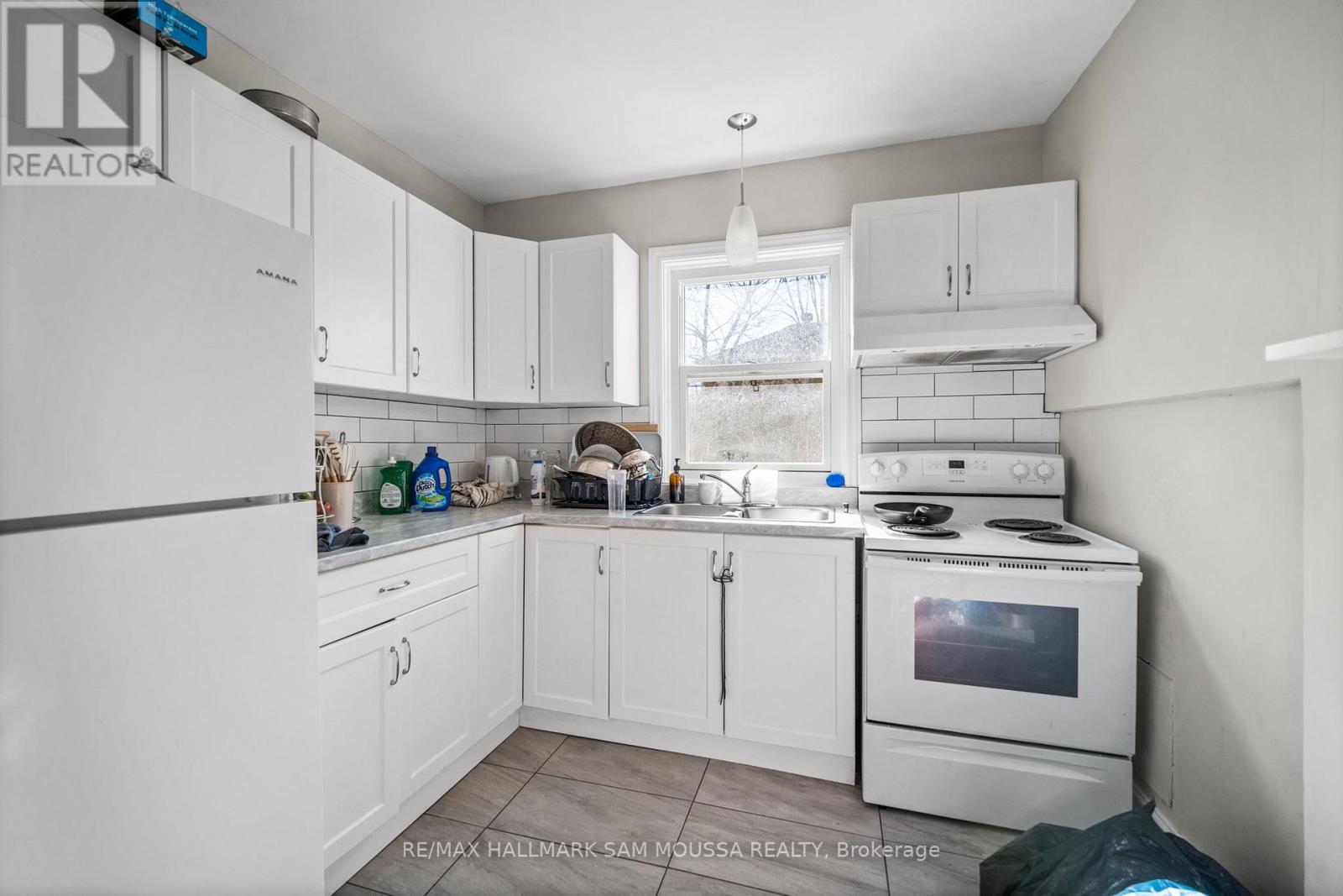 329 Richelieu Avenue, Ottawa, Ontario  K1L 6J7 - Photo 23 - X12070226