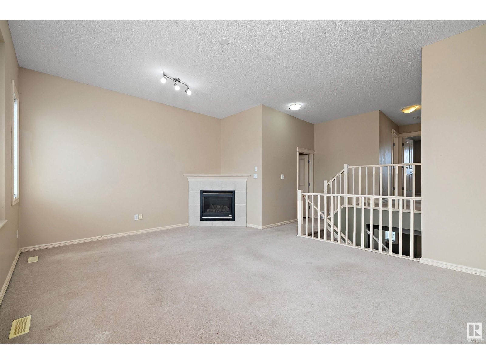 4514 163a Av Nw, Edmonton, Alberta  T5Y 3H7 - Photo 24 - E4440231