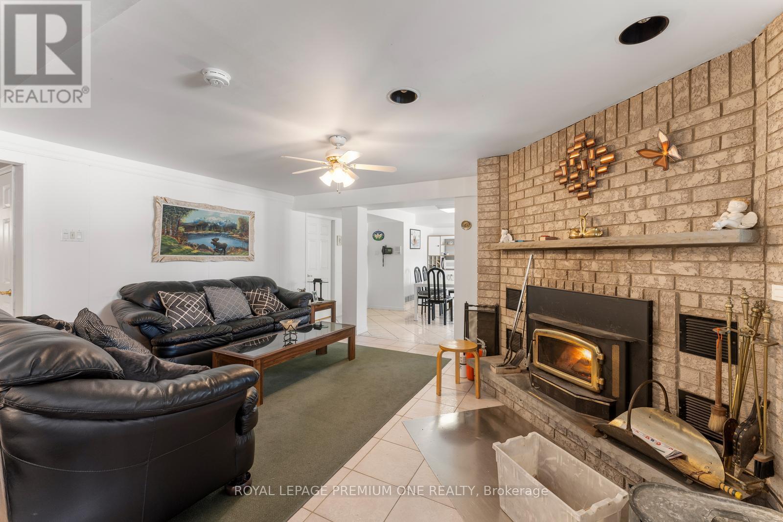14 Carrick Avenue, Georgina, Ontario  L4P 3R4 - Photo 16 - N12195962