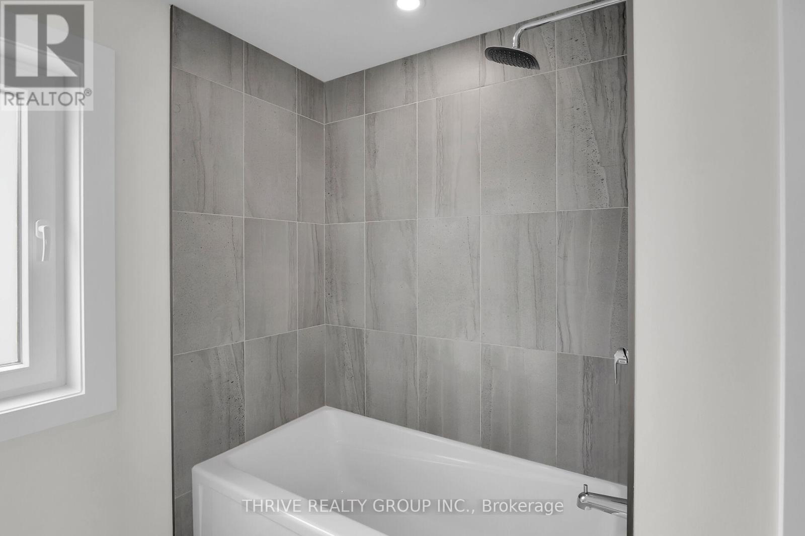 176 Winlow Way, Middlesex Centre (Komoka), Ontario  N0L 1R0 - Photo 20 - X12206326