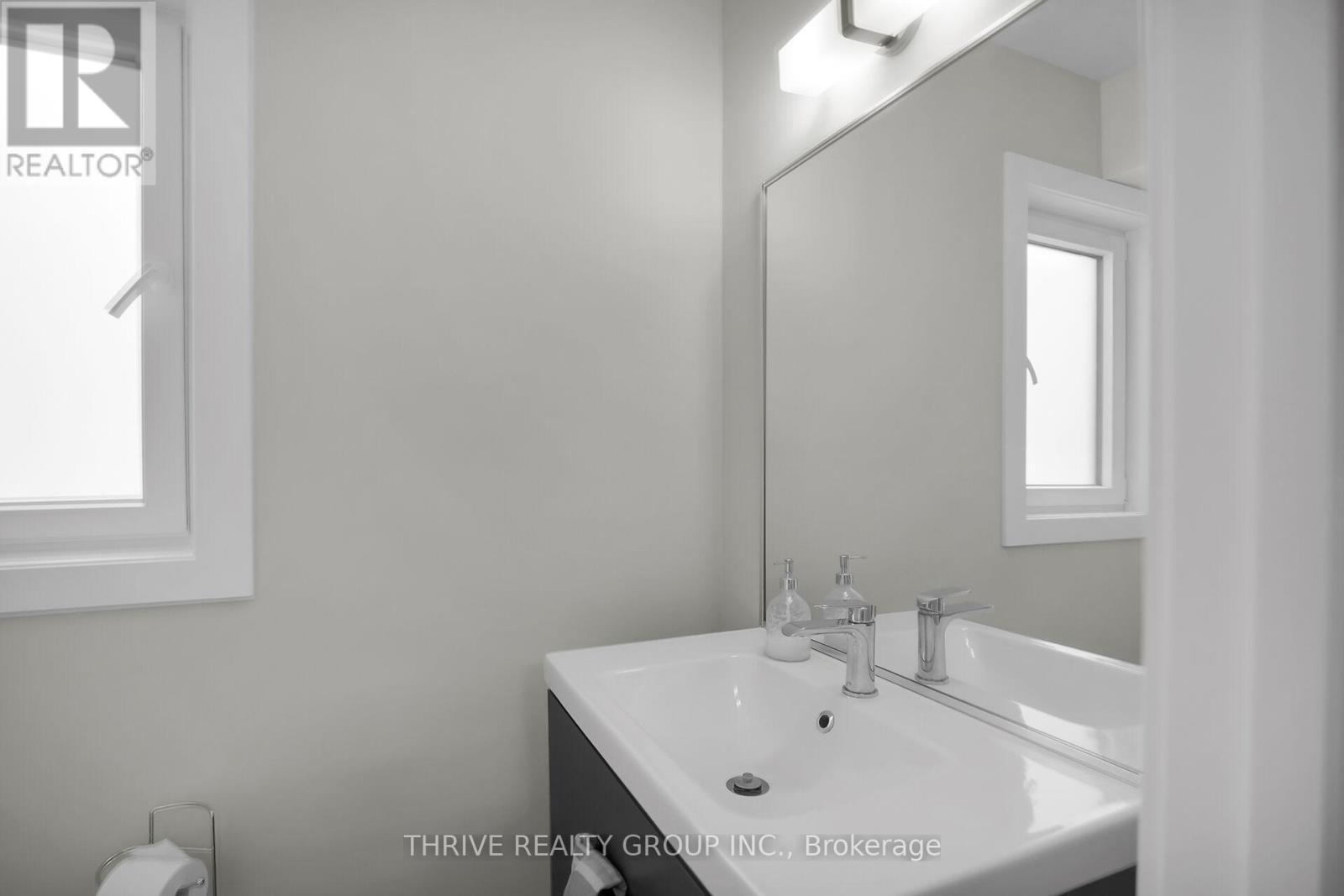 176 Winlow Way, Middlesex Centre (Komoka), Ontario  N0L 1R0 - Photo 30 - X12206326