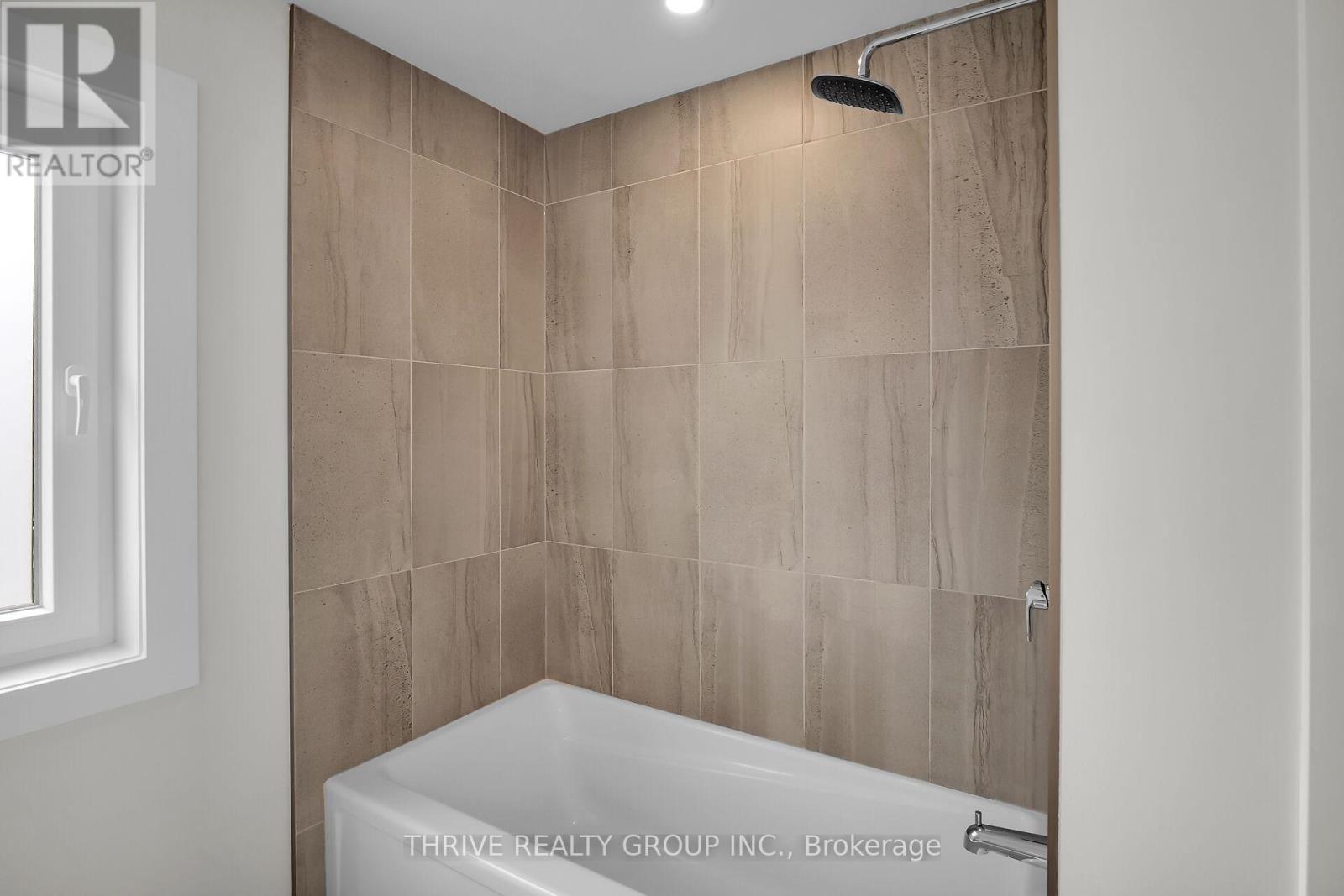 176 Winlow Way, Middlesex Centre (Komoka), Ontario  N0L 1R0 - Photo 40 - X12206326
