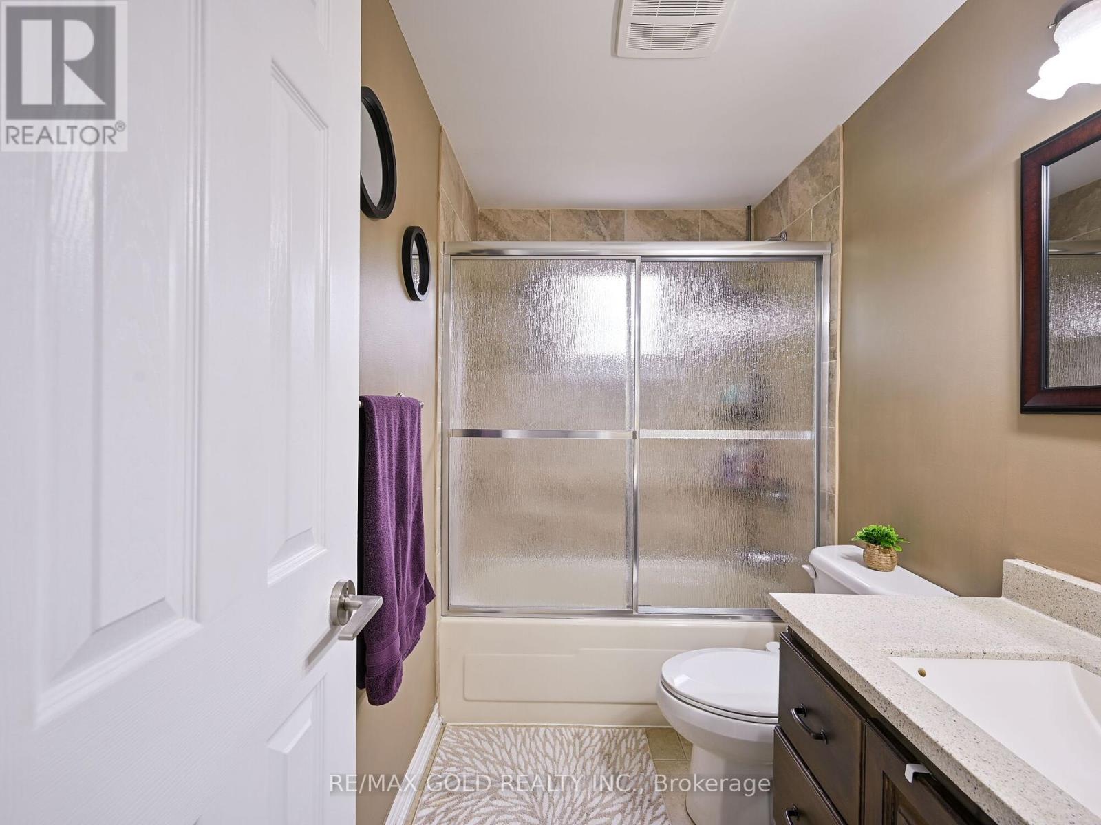 98 Centre Street N, Brampton, Ontario  L6V 2Z3 - Photo 20 - W12167956