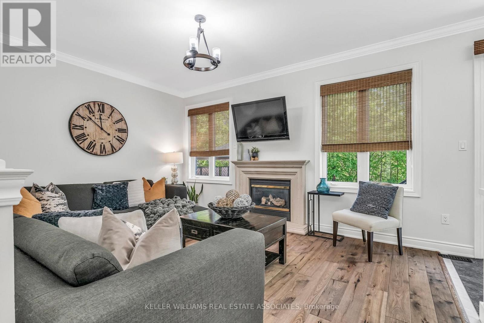 273 Duskywing Way, Oakville, Ontario  L6L 6X5 - Photo 14 - W12177299