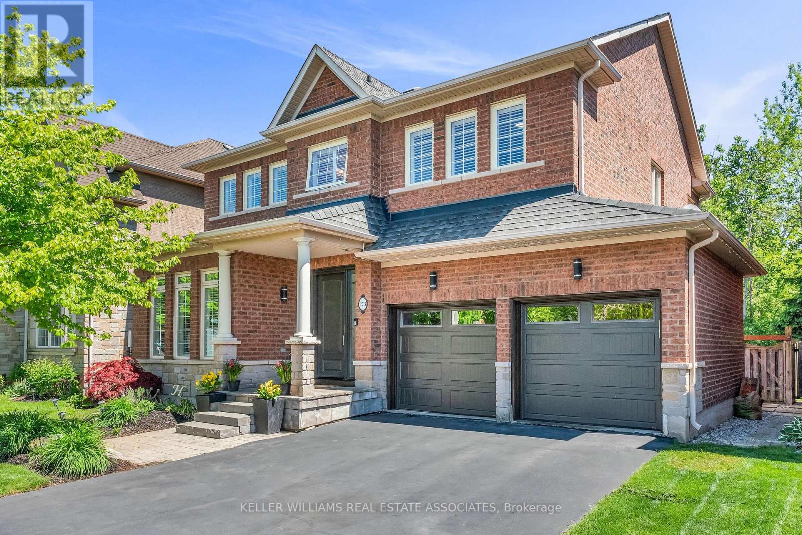 273 Duskywing Way, Oakville, Ontario  L6L 6X5 - Photo 3 - W12177299