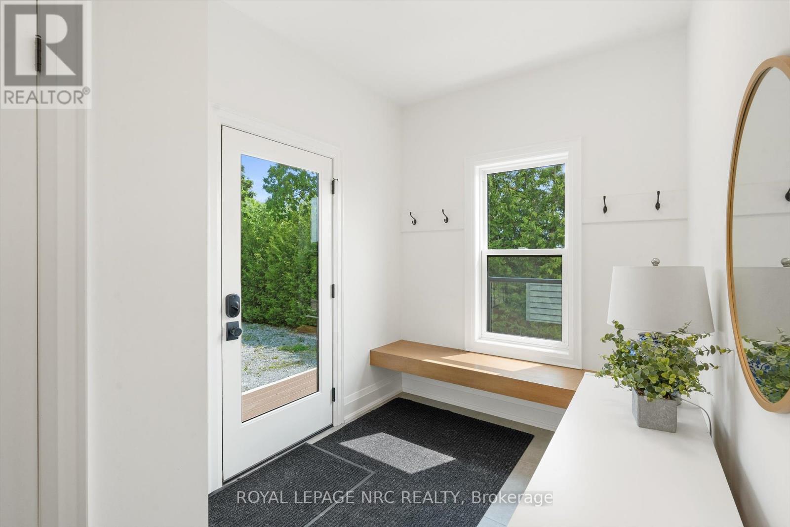 1531 Concession 4 Road, Niagara-On-The-Lake, Ontario  L0S 1T0 - Photo 17 - X12206333