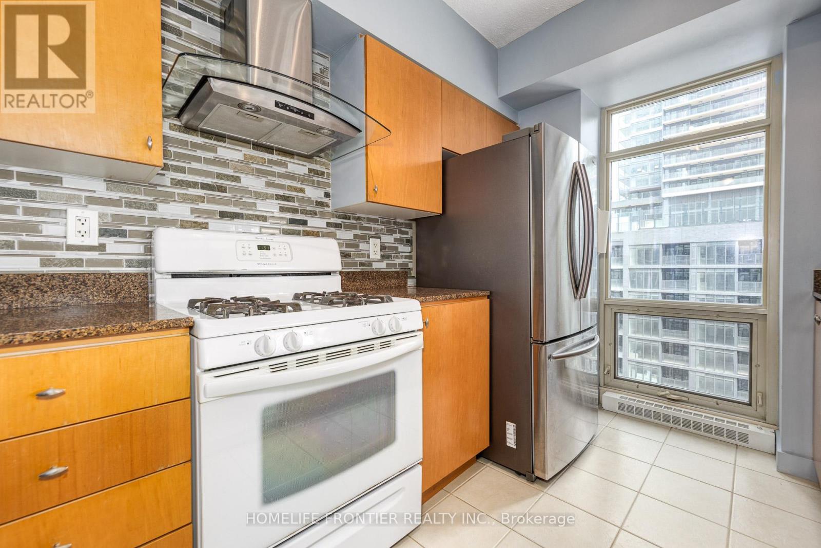 1206 - 10 Navy Wharf Court, Toronto, Ontario  M5V 3V2 - Photo 8 - C12206099