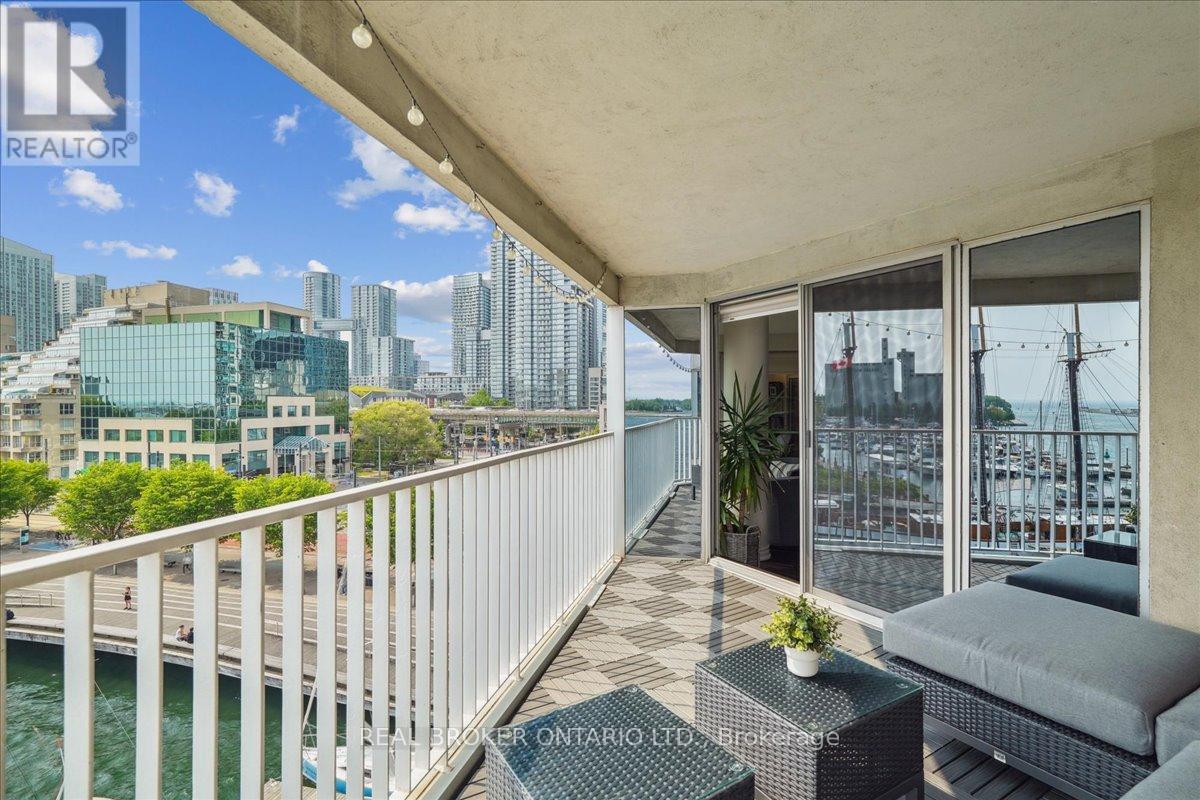 503 - 401 Queens Quay W, Toronto, Ontario  M5V 2Y2 - Photo 16 - C12206101