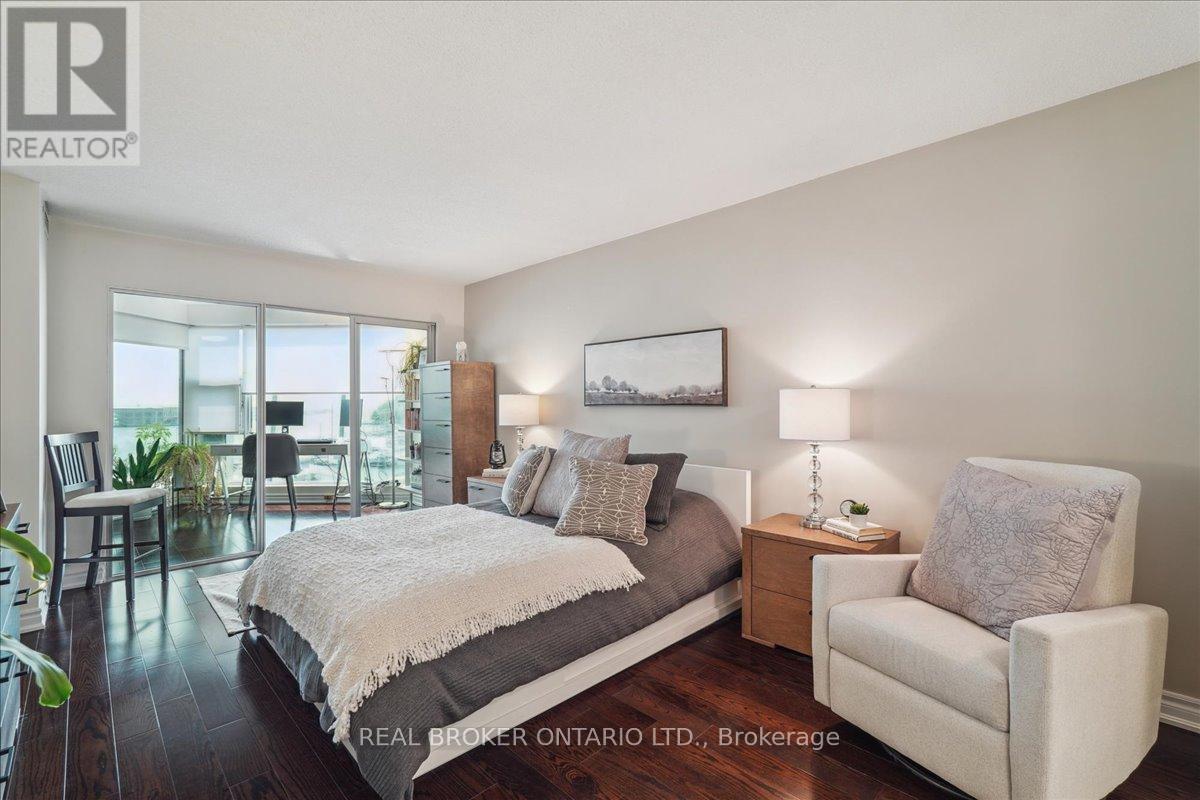 503 - 401 Queens Quay W, Toronto, Ontario  M5V 2Y2 - Photo 18 - C12206101