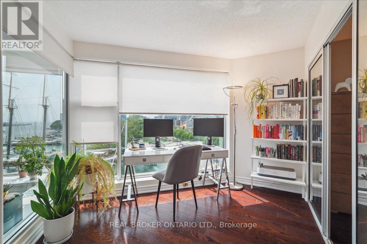 503 - 401 Queens Quay W, Toronto, Ontario  M5V 2Y2 - Photo 25 - C12206101