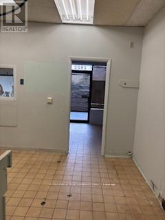 2820 Victoria Park Avenue, Toronto, Ontario  M2J 4A8 - Photo 15 - C12206103