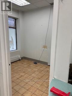 2820 Victoria Park Avenue, Toronto, Ontario  M2J 4A8 - Photo 5 - C12206103