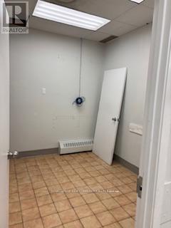 2820 Victoria Park Avenue, Toronto, Ontario  M2J 4A8 - Photo 6 - C12206103