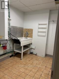 2820 Victoria Park Avenue, Toronto, Ontario  M2J 4A8 - Photo 7 - C12206103