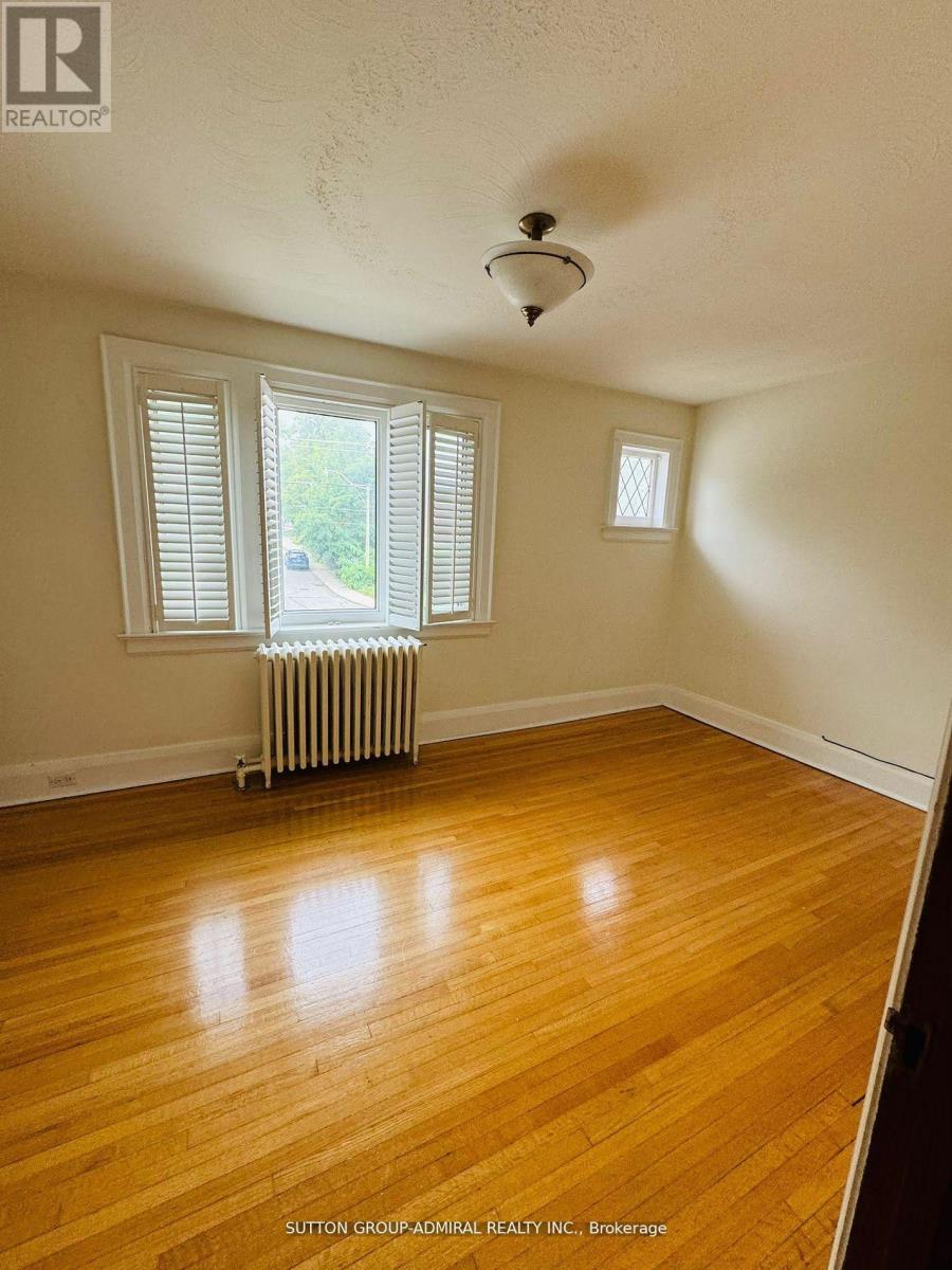 52 Lawrence Avenue E, Toronto, Ontario  M4N 1S3 - Photo 12 - C12206115