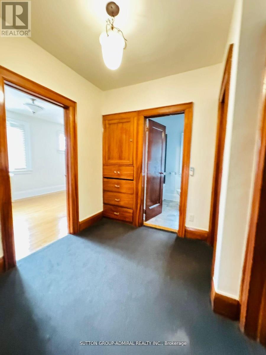 52 Lawrence Avenue E, Toronto, Ontario  M4N 1S3 - Photo 14 - C12206115