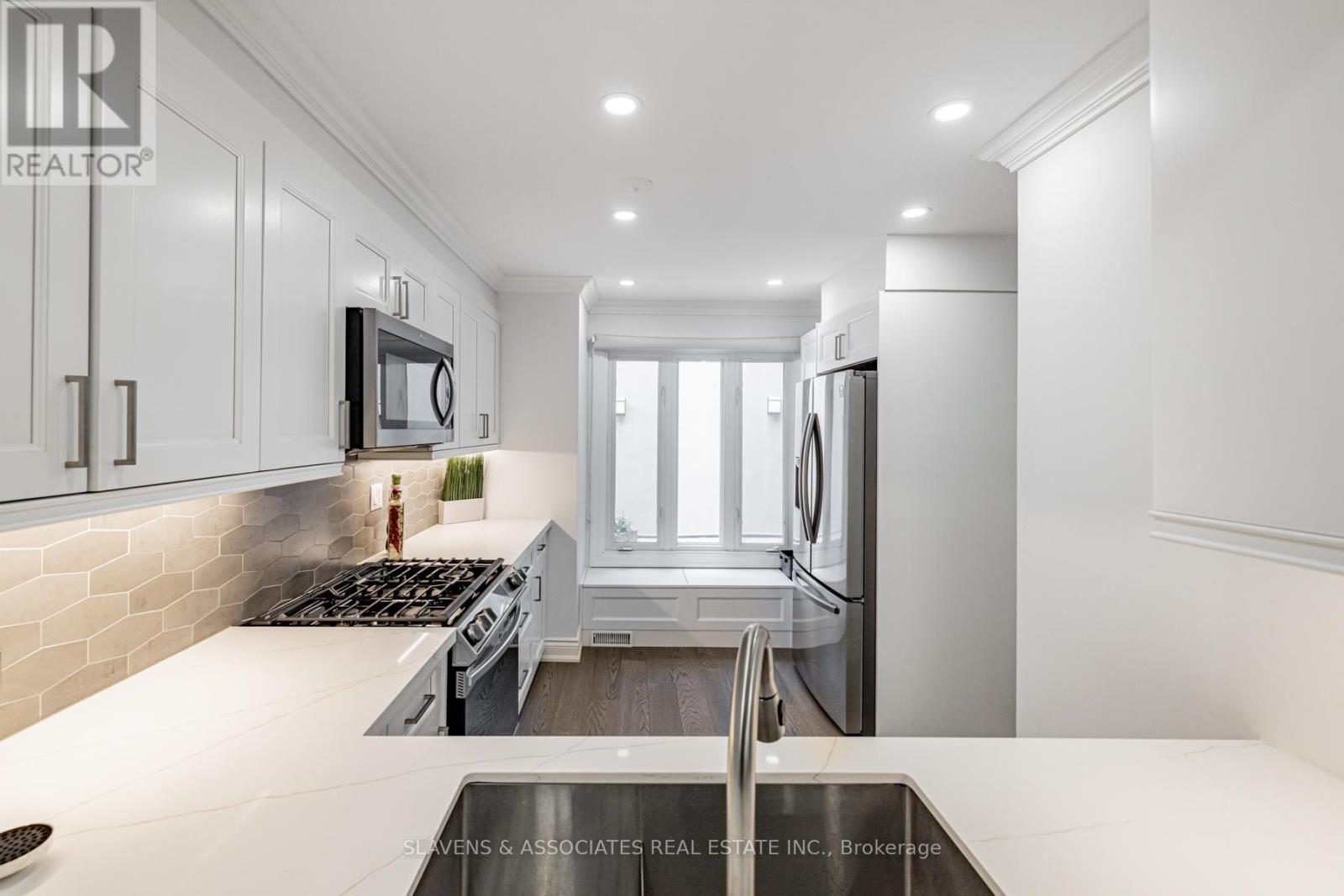 1 - 1356 Bathurst Street, Toronto, Ontario  M5R 3H7 - Photo 11 - C12206144