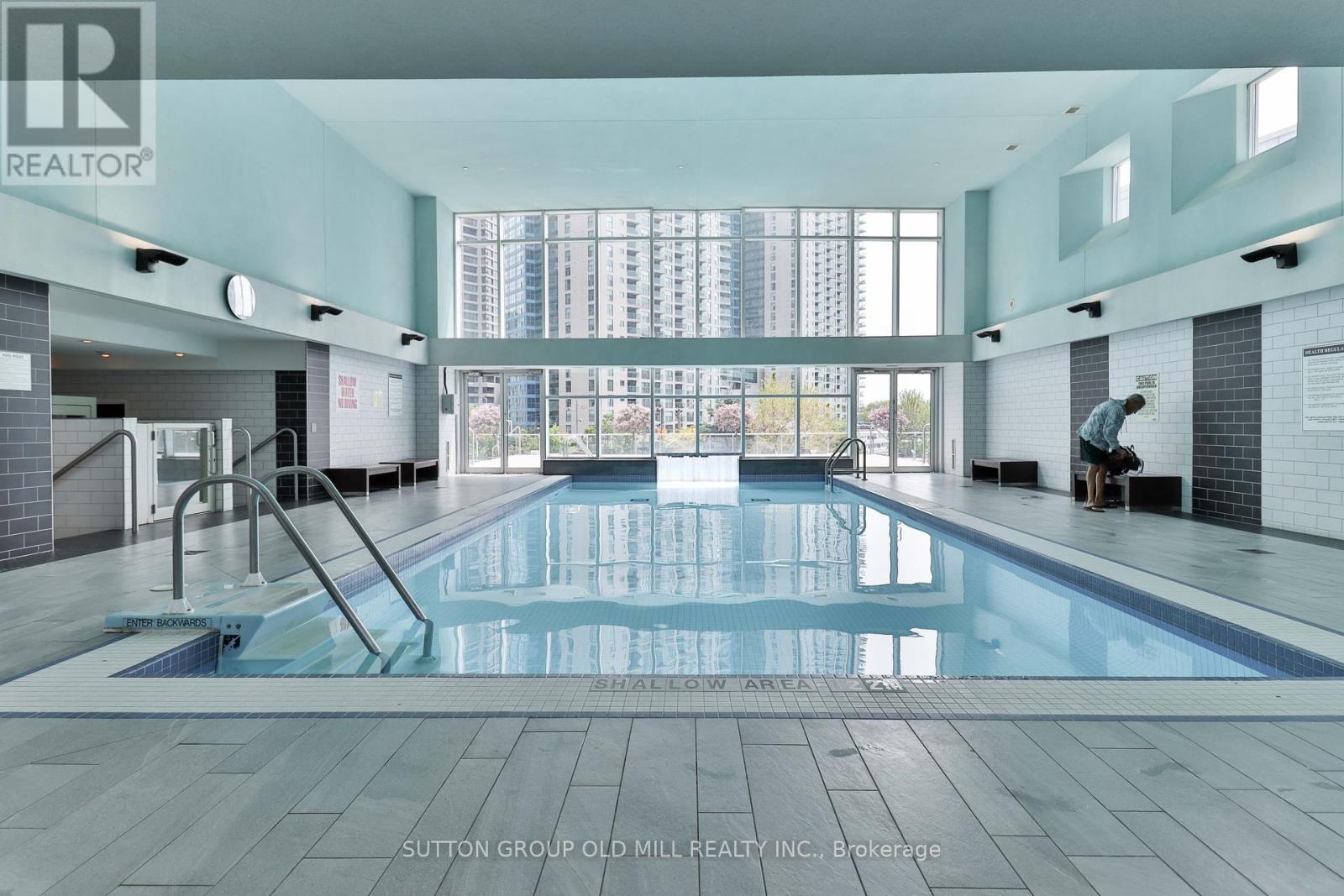 1405 - 218 Queens Quay W, Toronto, Ontario  M5J 2Y6 - Photo 10 - C12206145