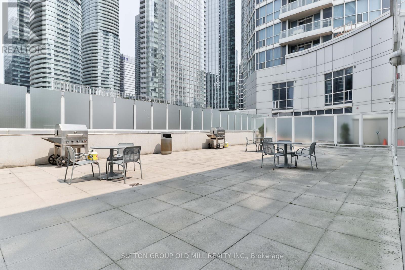 1405 - 218 Queens Quay W, Toronto, Ontario  M5J 2Y6 - Photo 14 - C12206145