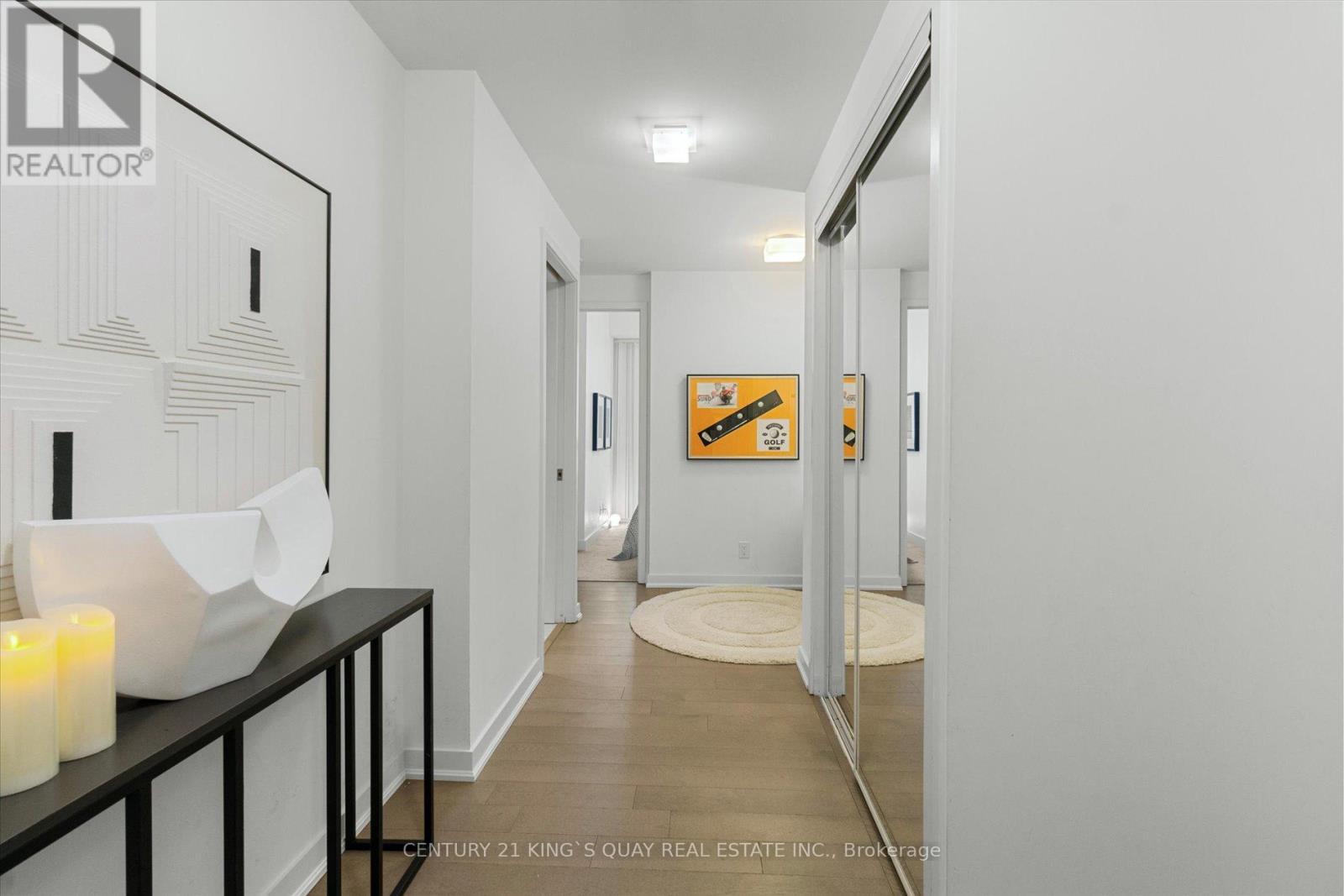 2410 - 12 York Street, Toronto, Ontario  M5J 0A9 - Photo 18 - C12206152