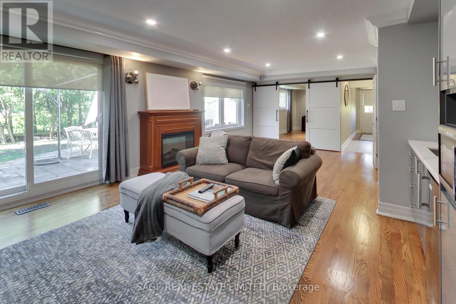 108 Madawaska Avenue, Toronto, Ontario  M2M 2R4 - Photo 16 - C12206176
