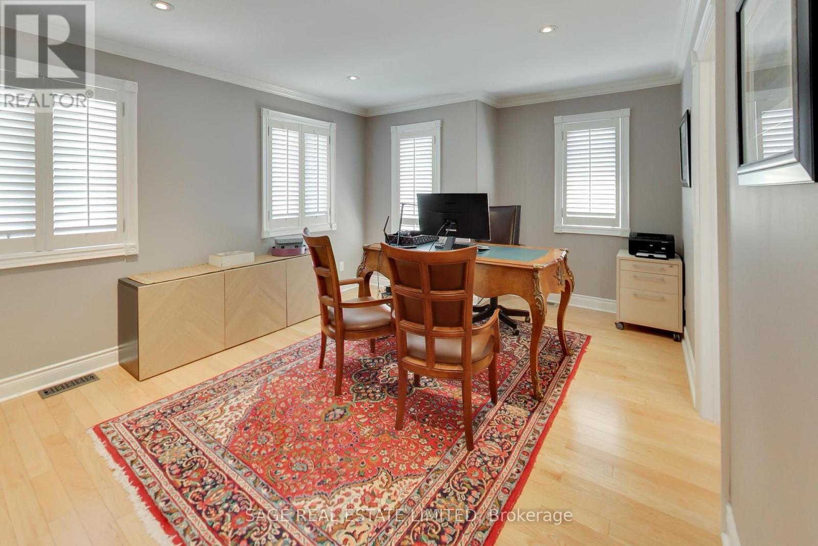 108 Madawaska Avenue, Toronto, Ontario  M2M 2R4 - Photo 33 - C12206176