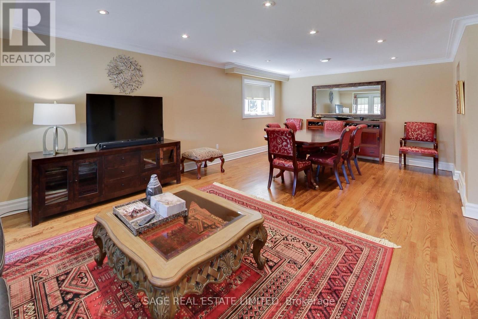 108 Madawaska Avenue, Toronto, Ontario  M2M 2R4 - Photo 6 - C12206176