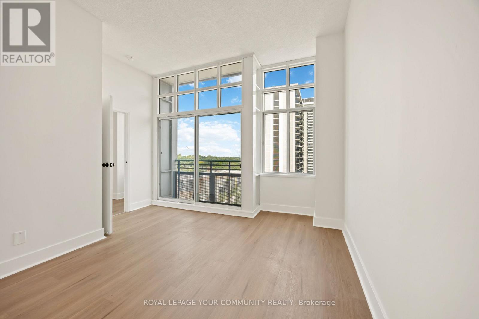 902 - 1901 Yonge Street, Toronto, Ontario  M4S 1Y6 - Photo 11 - C12206182