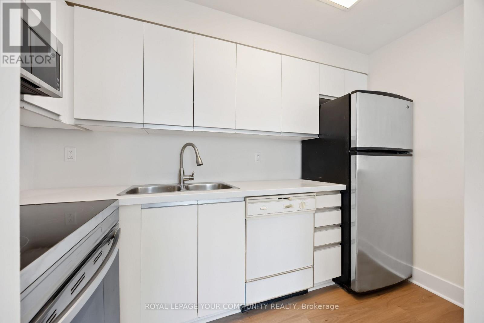 902 - 1901 Yonge Street, Toronto, Ontario  M4S 1Y6 - Photo 14 - C12206182
