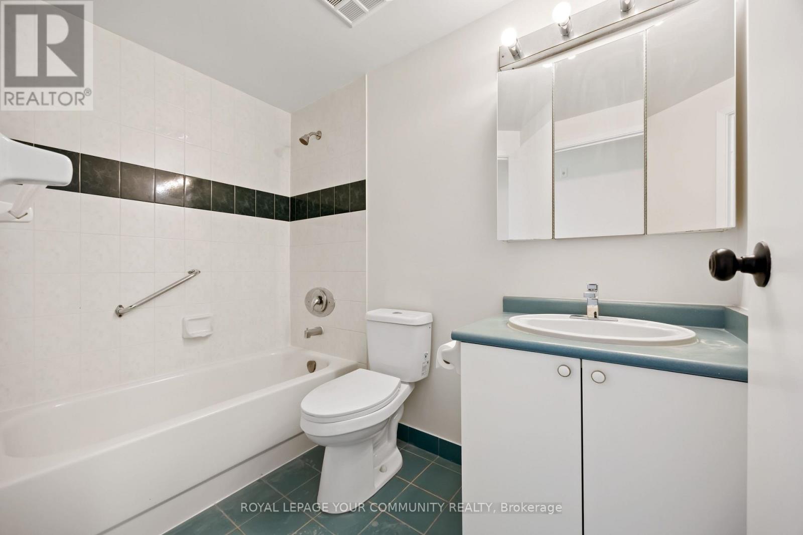 902 - 1901 Yonge Street, Toronto, Ontario  M4S 1Y6 - Photo 23 - C12206182