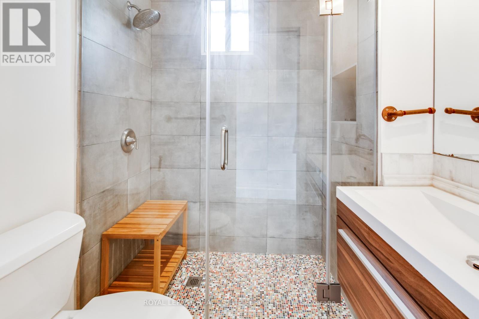 2 - 53 Gladstone Avenue, Toronto, Ontario  M6J 3K7 - Photo 17 - C12206202