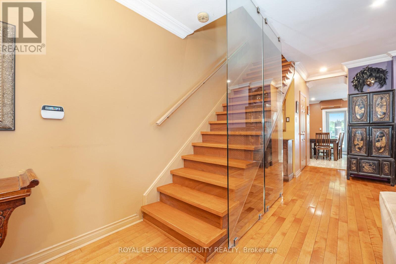 329 Glen Road, Toronto, Ontario  M4W 2X4 - Photo 20 - C12206203