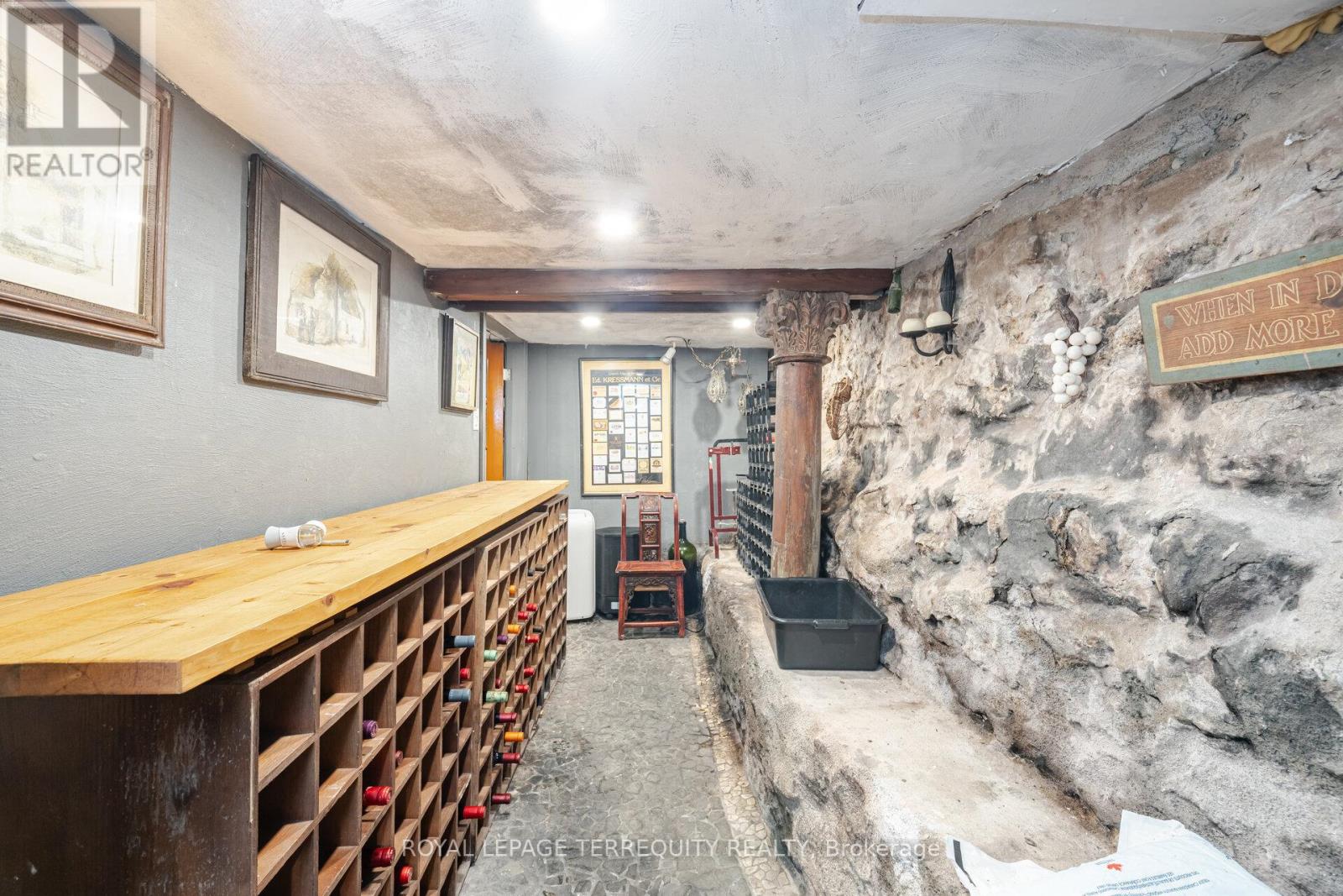 329 Glen Road, Toronto, Ontario  M4W 2X4 - Photo 38 - C12206203