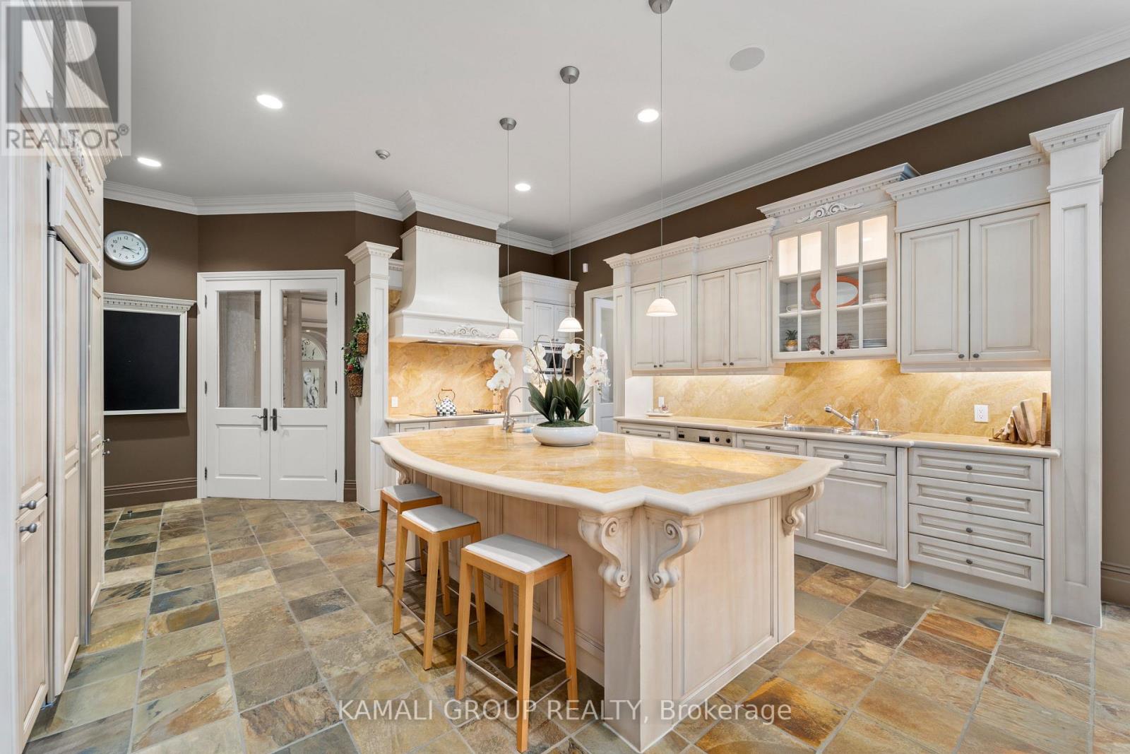 39 Rollscourt Drive, Toronto, Ontario  M2L 1X6 - Photo 12 - C12206210