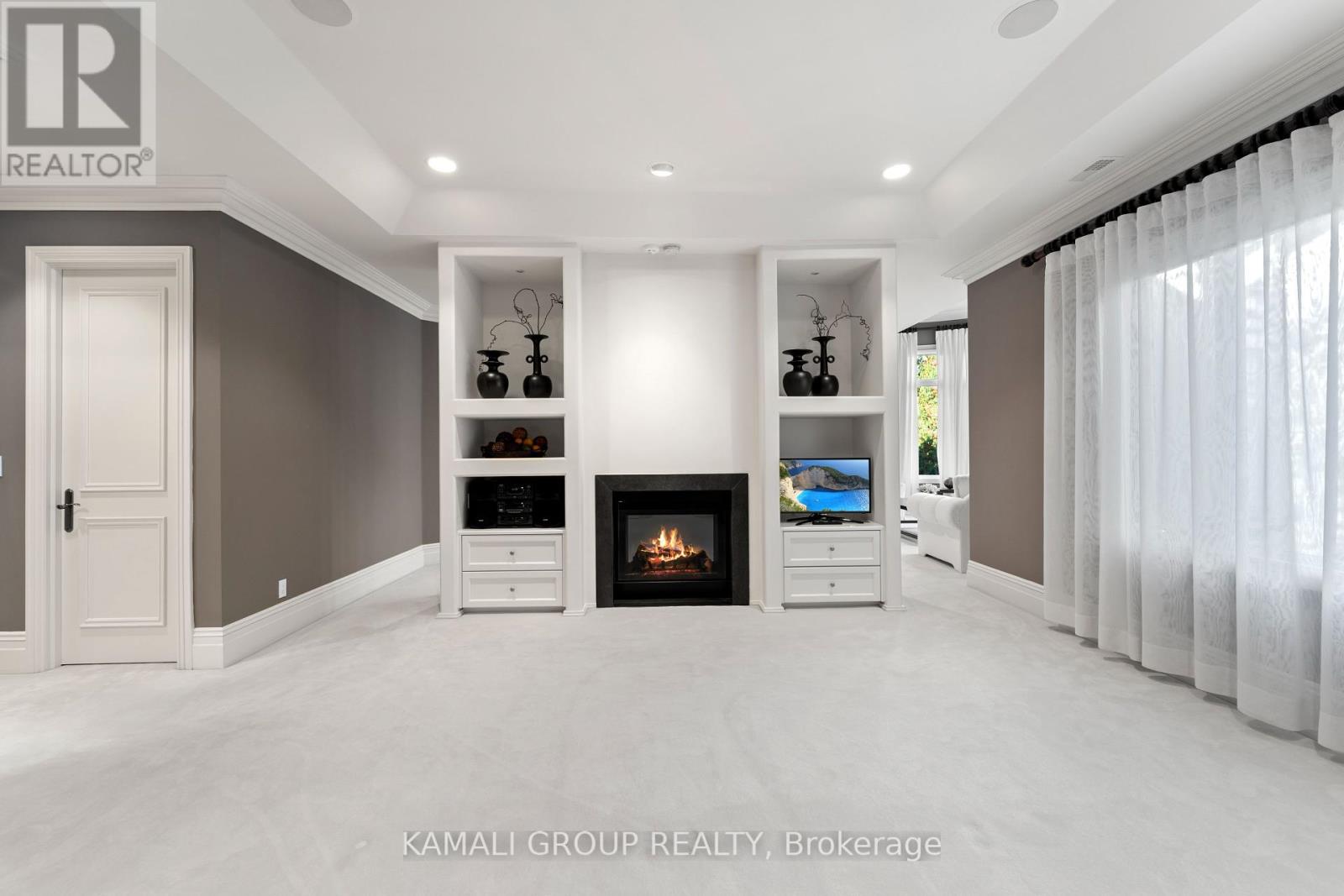 39 Rollscourt Drive, Toronto, Ontario  M2L 1X6 - Photo 19 - C12206210