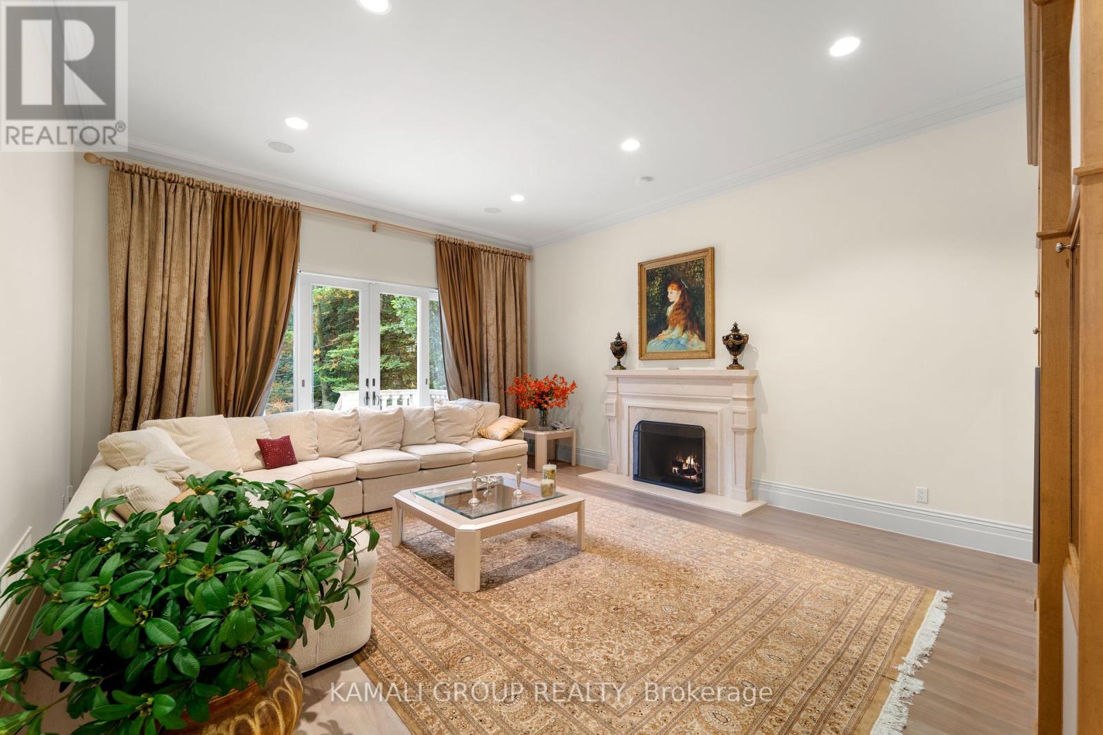 39 Rollscourt Drive, Toronto, Ontario  M2L 1X6 - Photo 8 - C12206210