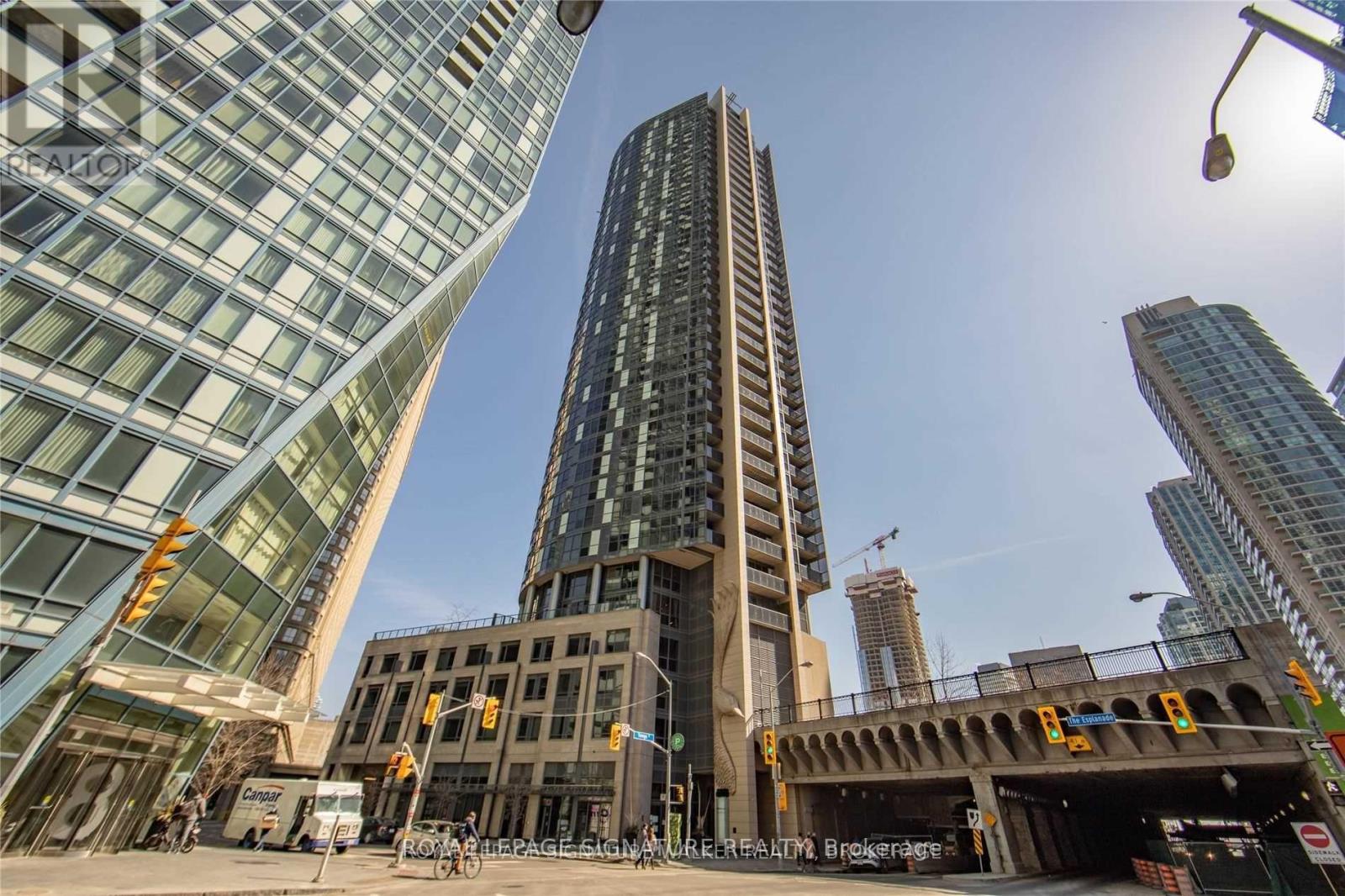 2101 - 1 The Esplanade Drive, Toronto (Waterfront Communities), Ontario  M5E 0A8 - Photo 25 - C12206214