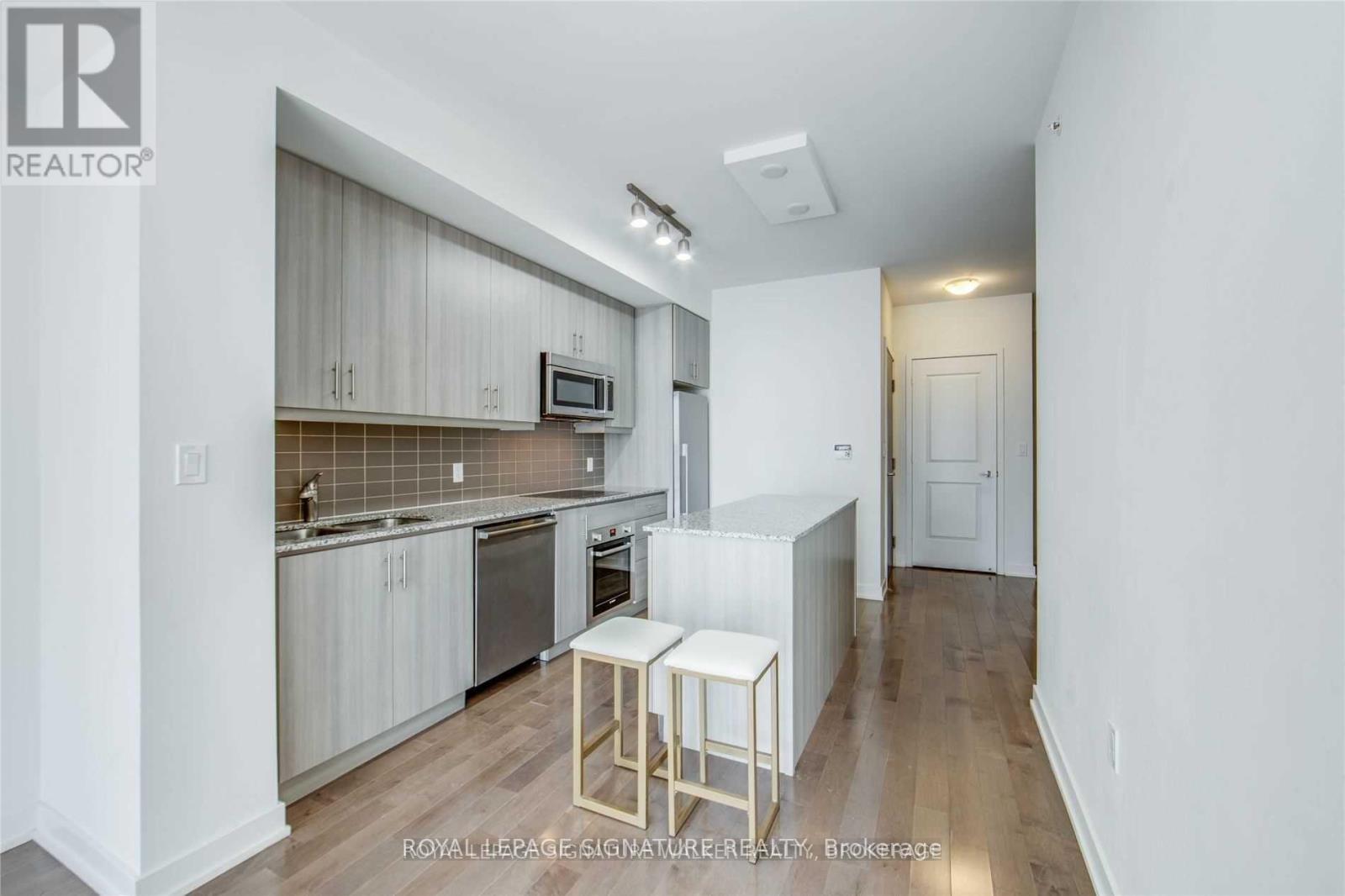 2101 - 1 The Esplanade Drive, Toronto (Waterfront Communities), Ontario  M5E 0A8 - Photo 8 - C12206214