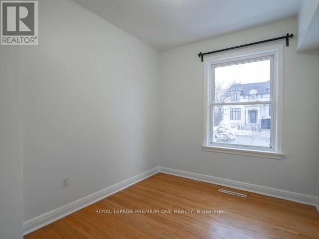 Entire Property - 139 Mckee Avenue, Toronto, Ontario  M2N 4C5 - Photo 11 - C12206220