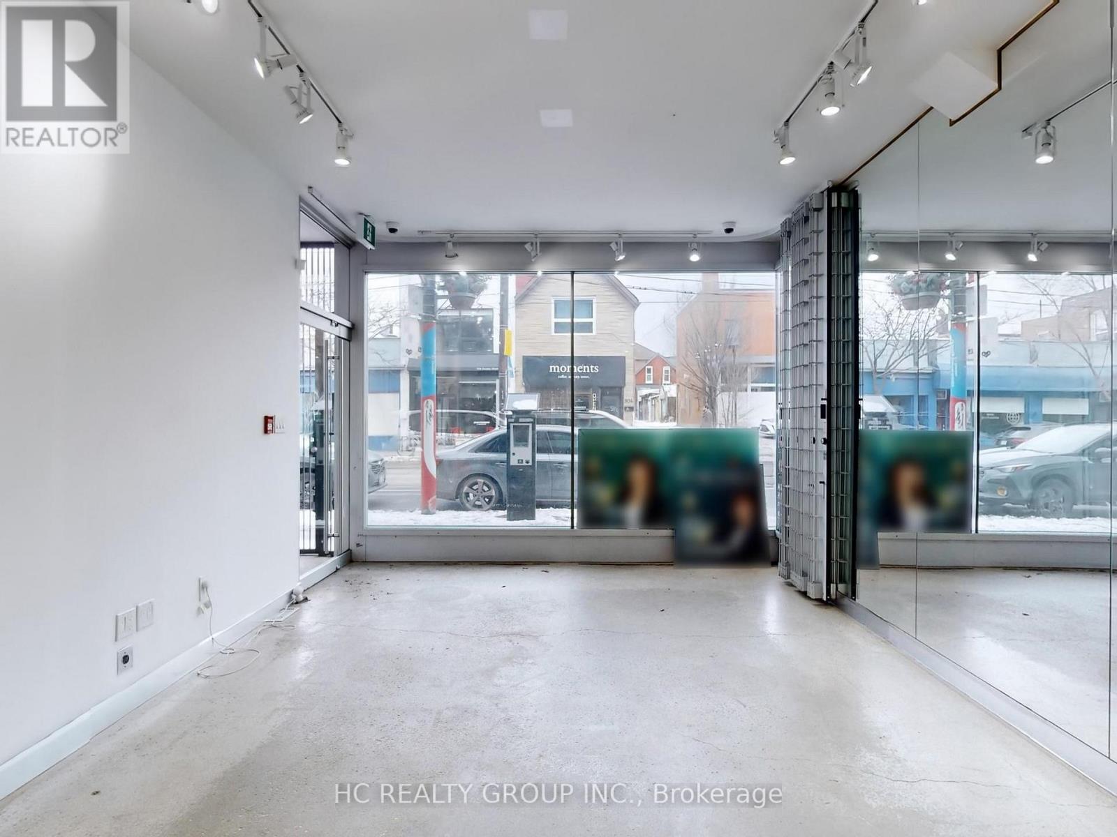 899 Dundas Street W, Toronto, Ontario  M6J 1V9 - Photo 3 - C12206230