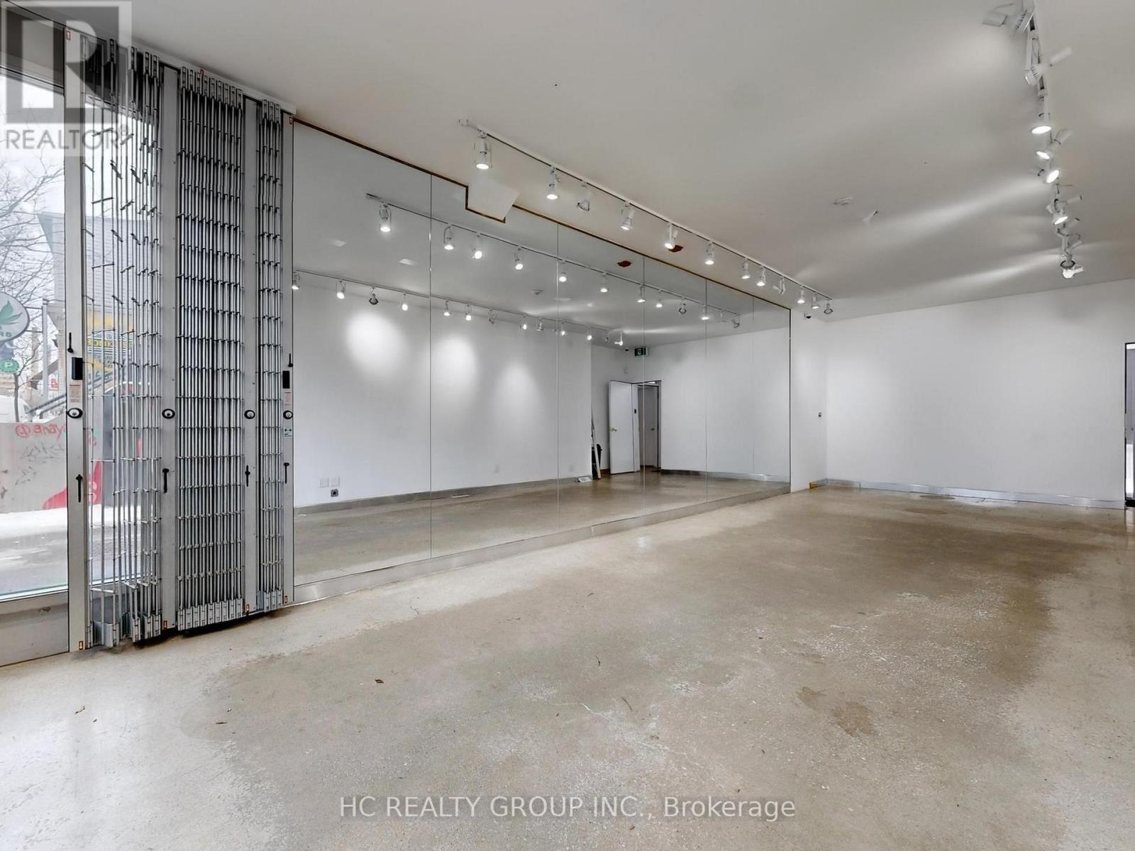 899 Dundas Street W, Toronto, Ontario  M6J 1V9 - Photo 6 - C12206230