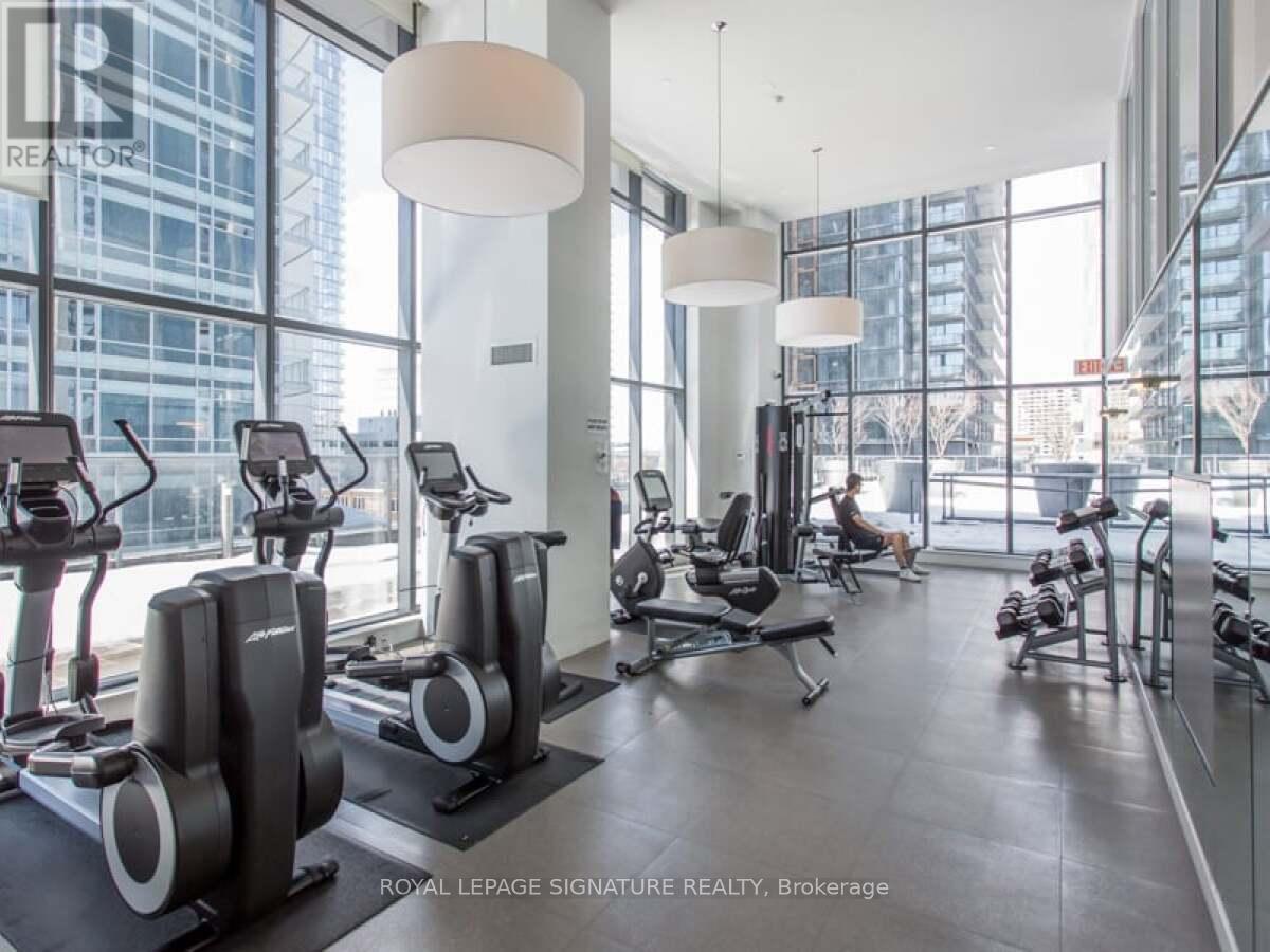 1804 - 295 Adelaide Street W, Toronto, Ontario  M5V 0L4 - Photo 27 - C12206247