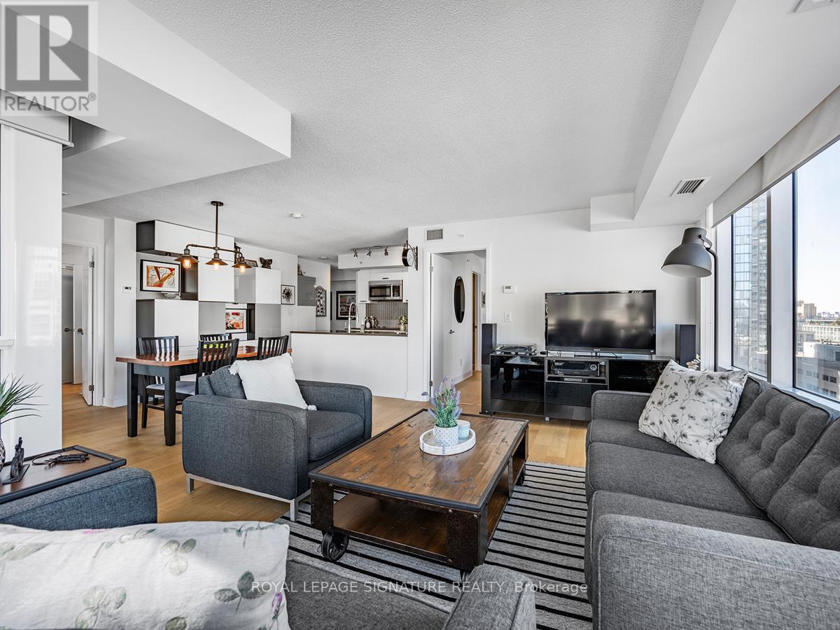1804 - 295 Adelaide Street W, Toronto, Ontario  M5V 0L4 - Photo 6 - C12206247