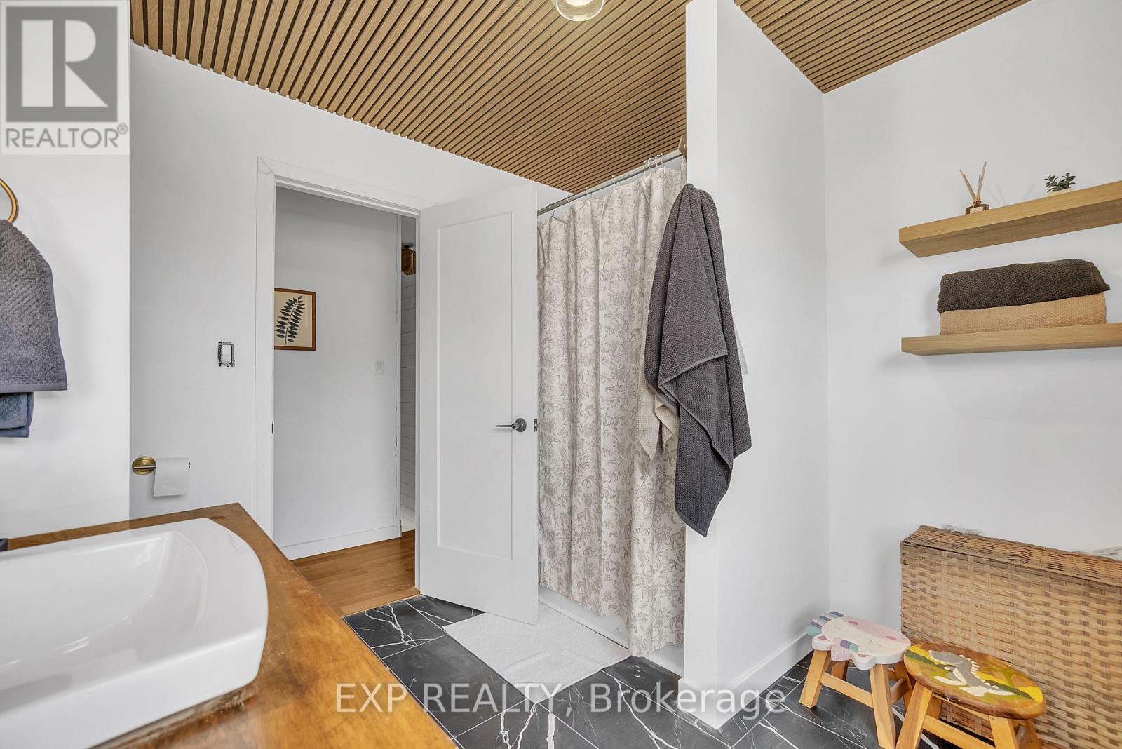 148 County Road 28, Prince Edward County, Ontario  K8N 4Z7 - Photo 27 - X12173864