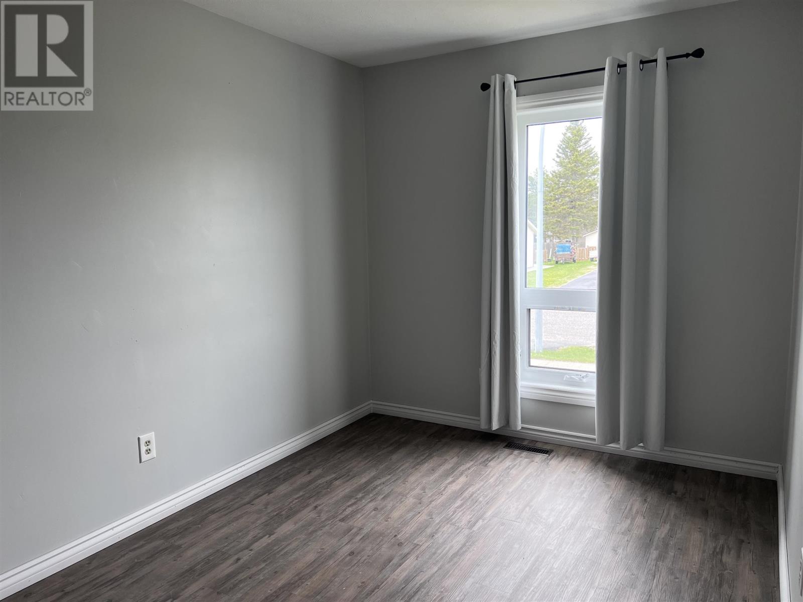 49 Bastedo Cres, Marathon, Ontario  P0T 2E0 - Photo 14 - TB251572