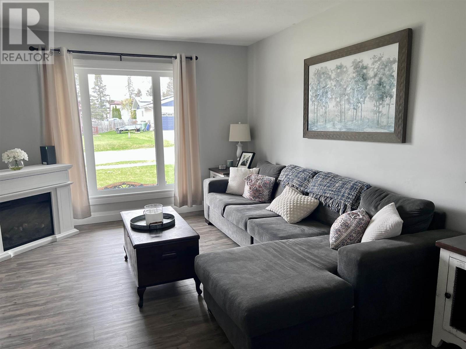 49 Bastedo Cres, Marathon, Ontario  P0T 2E0 - Photo 4 - TB251572