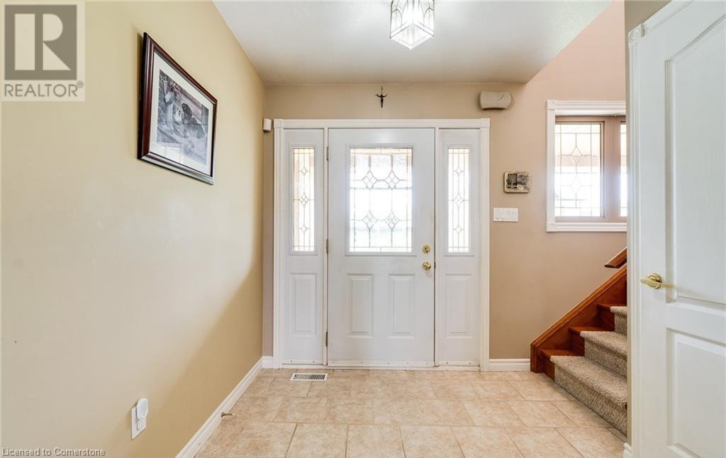 10 Grassyplain Drive, Mount Hope, Ontario  L0R 1W0 - Photo 5 - 40738765
